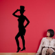 autocollant Femme avec son chapeau 2242 